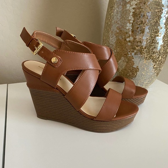 Marc Fisher Shoes - Marc Fisher Rockey Platform Wedge Sandals Size 8